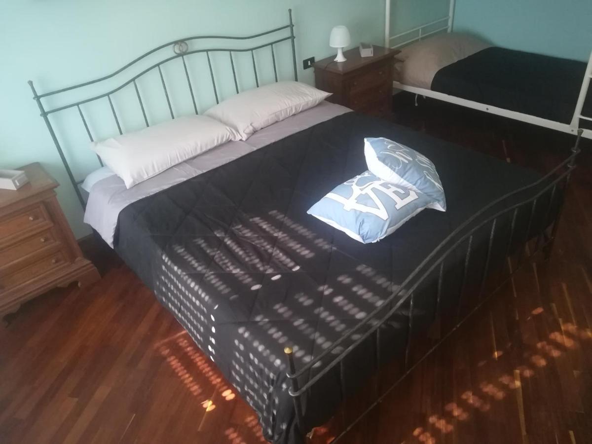 Lord C. Home La Spezia Luaran gambar